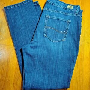 Lee Regular Fit Straight Leg Mid Rise Secretly Shapes Women Jeans 18 Medium Wash